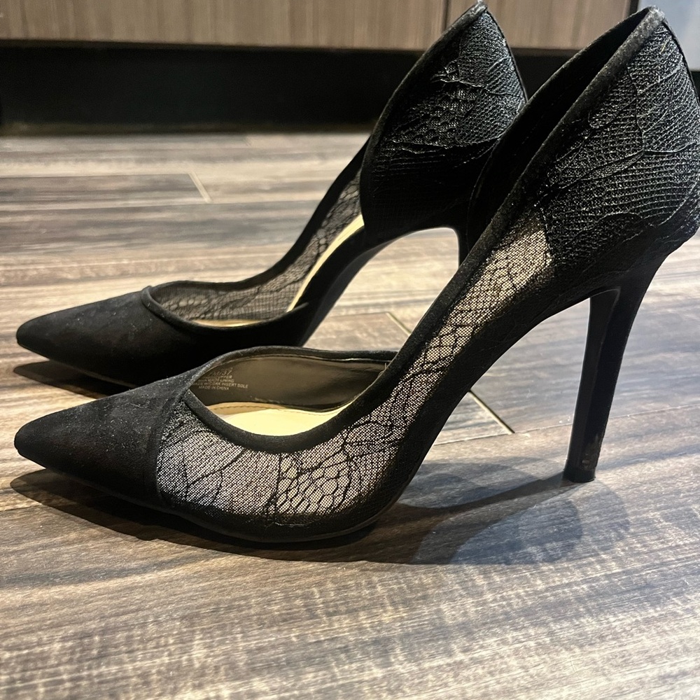 Jessica Simpson heels